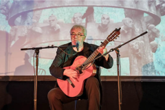 LESZEK WÓJTOWICZ – KONCERT Z OKAZJI 20-TEJ ROCZNICY ODSŁONIĘCIA POMNIKA PIWNICY POD BARANAMI 26.09.2020