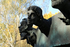 POMNIK PIWNICY POD BARANAMI, 2000, Aleksandra Maurer