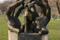 POMNIK PSA DŻOKA, 2001, brąz, Kraków