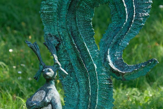 WIEWIÓRKA, 1991, granit, brąz