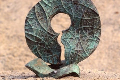 FINITE-BOUNDLESS, 1972, bronze