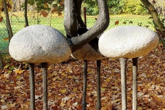 FLAMINGOS, 1996, granite, bronze