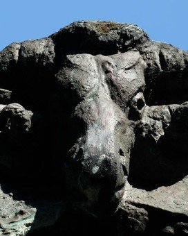 MONUMENT TO PIWNICA POD BARANAMI, 2000, detail
