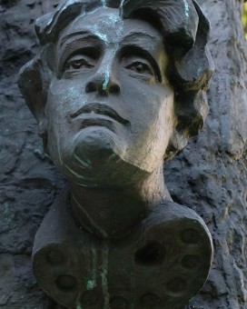 MONUMENT TO PIWNICA POD BARANAMI, 2000, Magdalena Pruszyńska