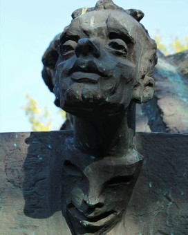 MONUMENT TO PIWNICA POD BARANAMI, 2000, Krzysztof Litwin