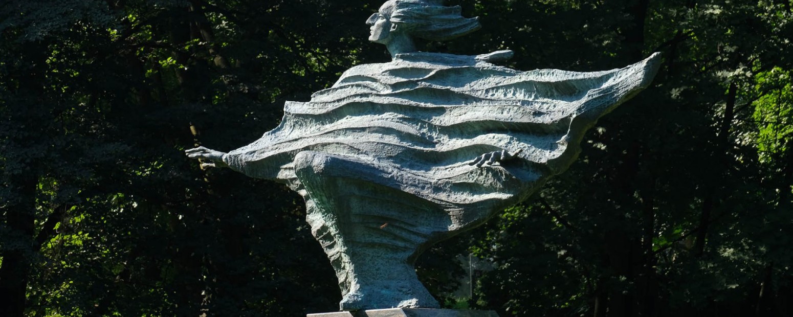 MONUMENT TO FRÉDÉRIC CHOPIN, 2005, bronze, Cracow