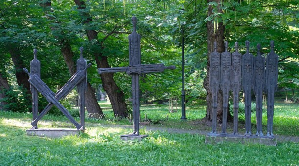 CYKL OŚWIĘCIMSKI, 1992, brąz