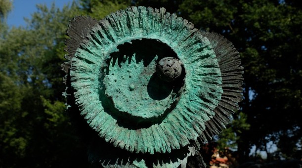 SŁONECZNIKI VAN GOGHA, 1996, brąz