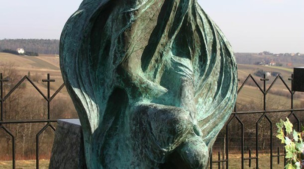 CHRYSTUS FRASOBLIWY - GRÓB OJCA, 2011, brąz, Leńcze